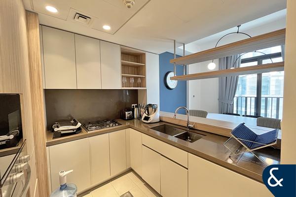 Corner Layout | 2 Bed | Vacant On Transfer