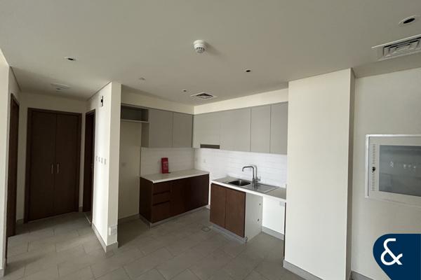 1 Bedroom | Water View | Vacant