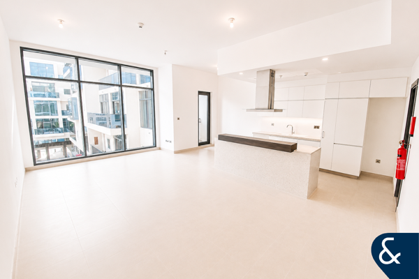 Spacious Two Bedroom | 2 Bedrooms | Vacant