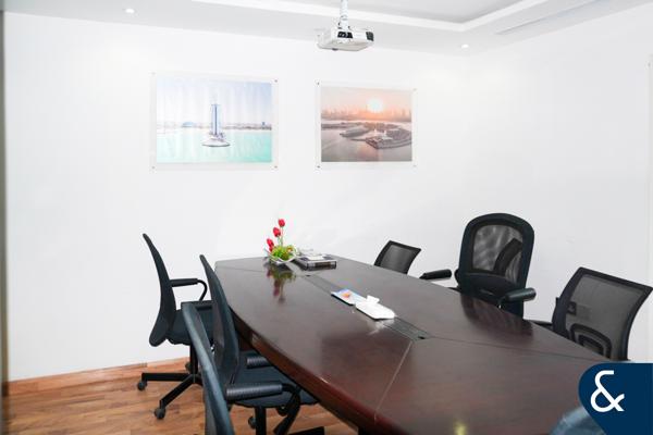 Furnished | Mid Floor | Functional Layout