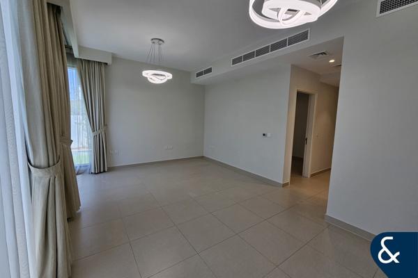 Single Row | Vacant | Landscaped Garden