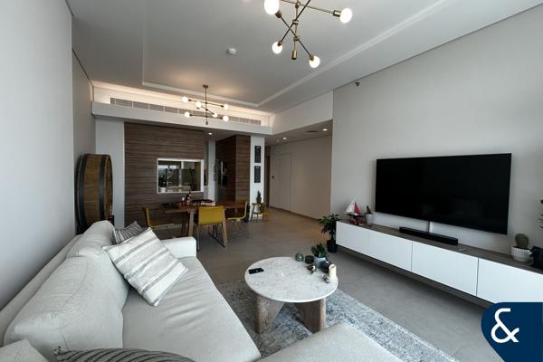 Luxury Living | Low Floor | Vacant Now