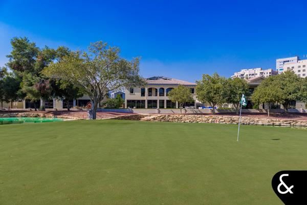 Exclusive Mansion with Earth Course and Lake View