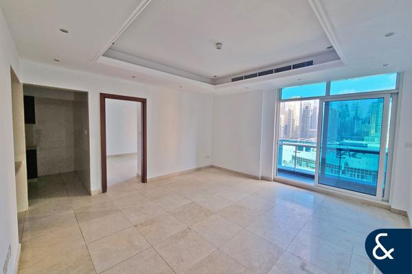 Full Marina View - Vacant - High Floor