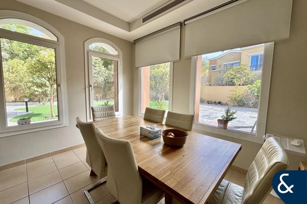 Amazing Plot | Extended | Vacant | Renovation