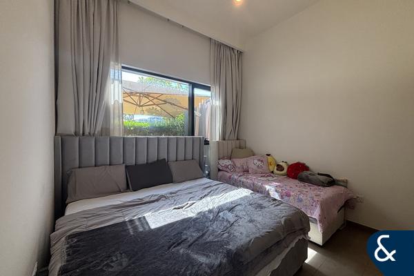 Largest 1 Bed Ground Floor on the Park