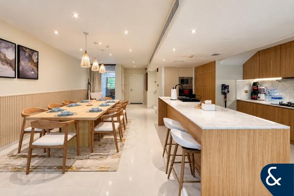 Upgraded Villa | 3 Bed + Maids | Private Pool