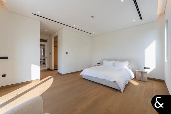 6 Beds | Infinity Pool | Basement Cinema - Image 26