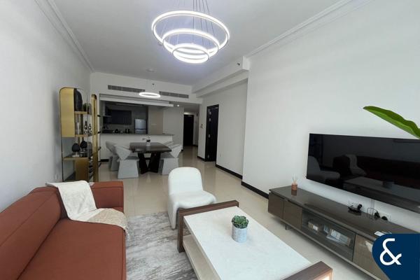 Large Layout | Balcony | Vacant | One Bed