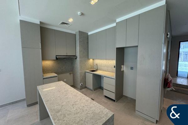 BEST DEAL | Motivated seller | 3 Bed + Maids