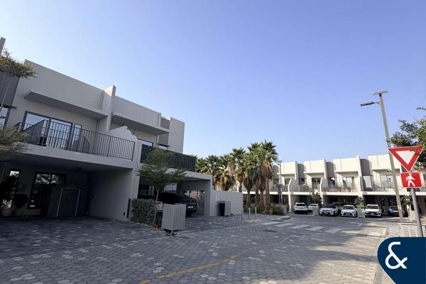 BEST DEAL | Motivated seller | 3 Bed + Maids