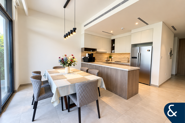 GREENBELT | FULLY FURNISHED | LANDSCAPED