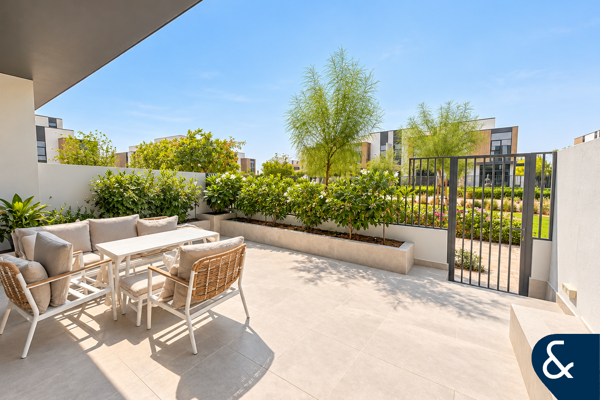 GREENBELT | FULLY FURNISHED | LANDSCAPED