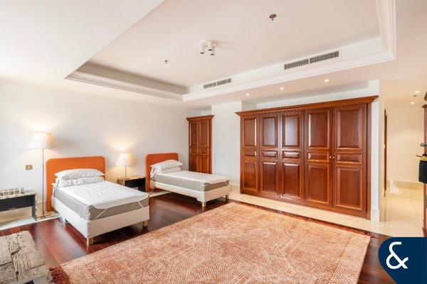 Upgraded | Full Sea View | Private Pool