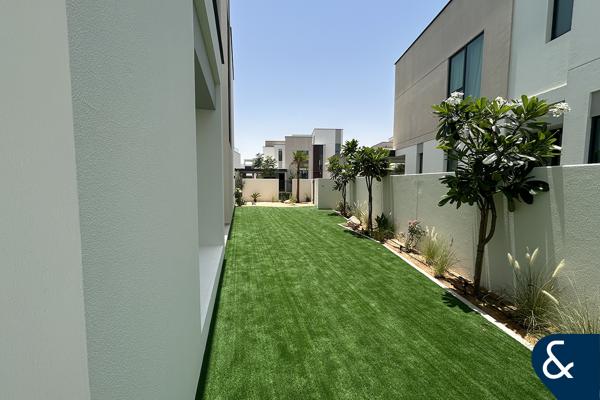 Upgraded | Private Pool | Open Kitchen