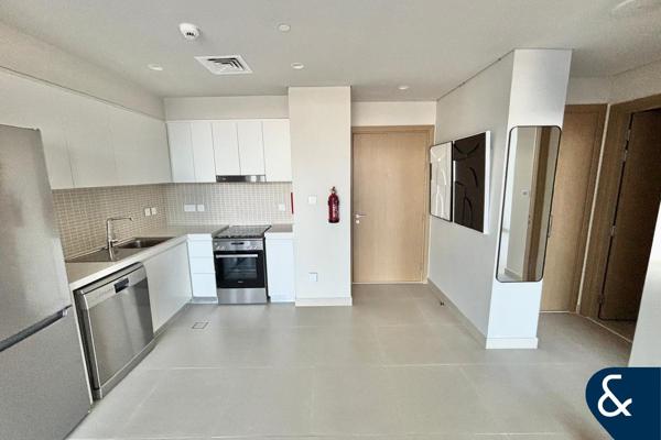 1 Bed | Pool View | Available October 1st