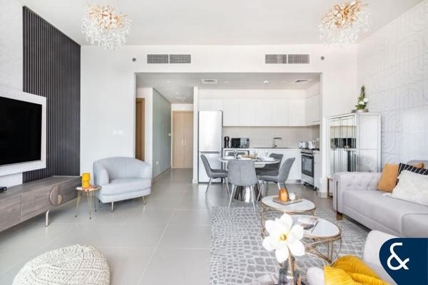Large Balcony | Prime Location | Vacant Oct