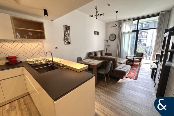 Pool View | Furnished | Ellington | Ready now