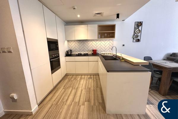 Pool View | Furnished | Ellington | Ready now