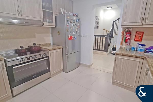 Single Row | Close to Pool and Park | Type A