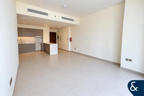 Unfurnished | Available October | Balcony