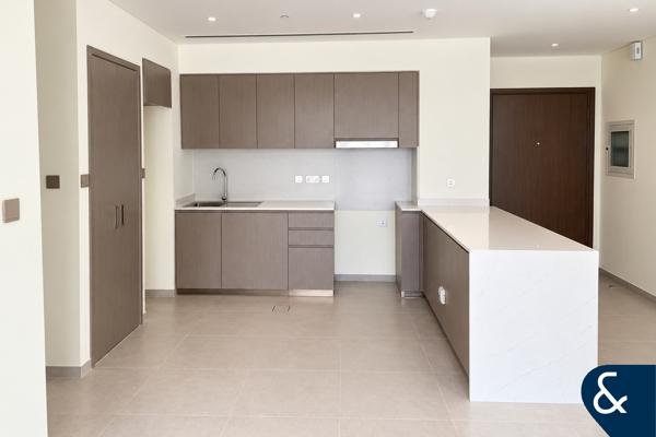 Unfurnished | Available October | Balcony