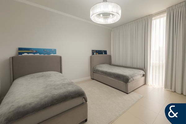 Private Garden | Roof Terrace | Maids