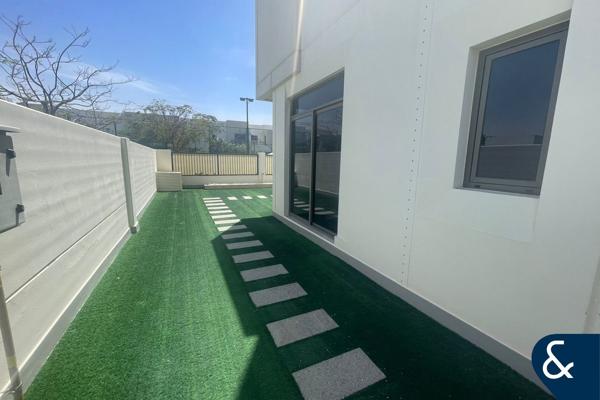 Corner Villa | Pool Backing | Vacant