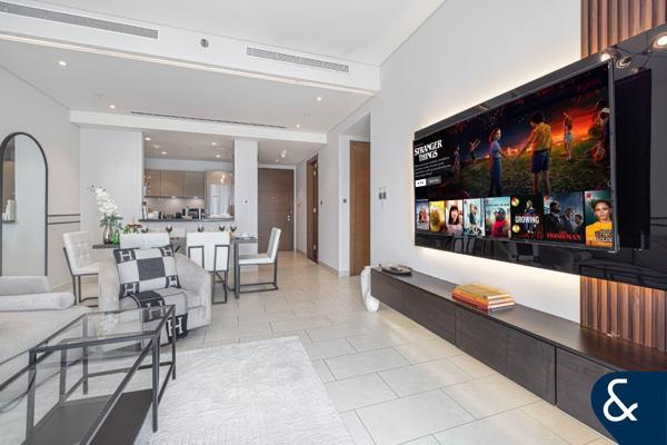 Premium 1 Bedroom | Furnished | Vacant