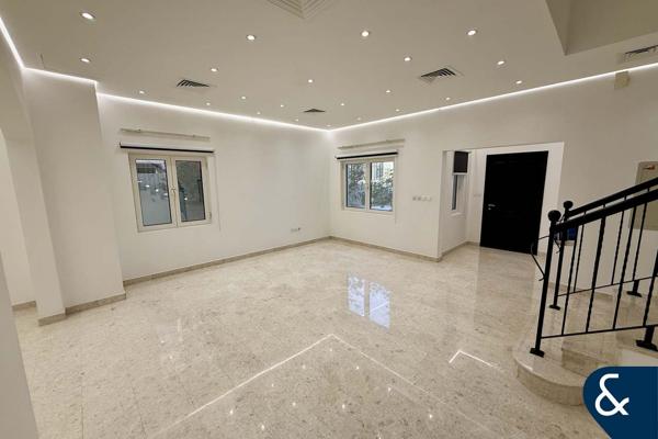 5 Beds | A1 Mazaya | Vacant | Park Backing