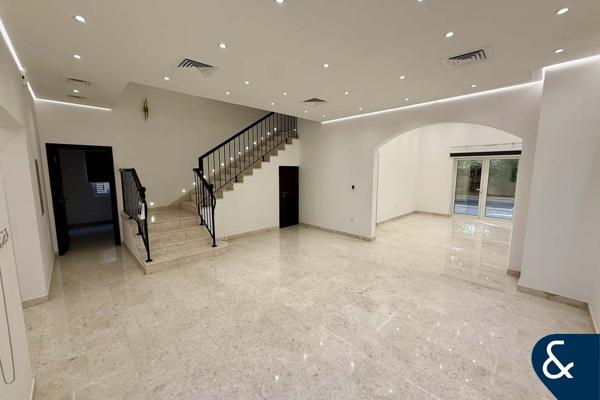 5 Beds | A1 Mazaya | Vacant | Park Backing