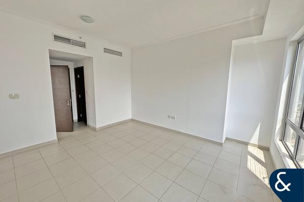 Largest Layout | Vacant | 1 Bedroom