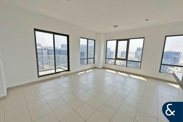 Largest Layout | Vacant | 1 Bedroom