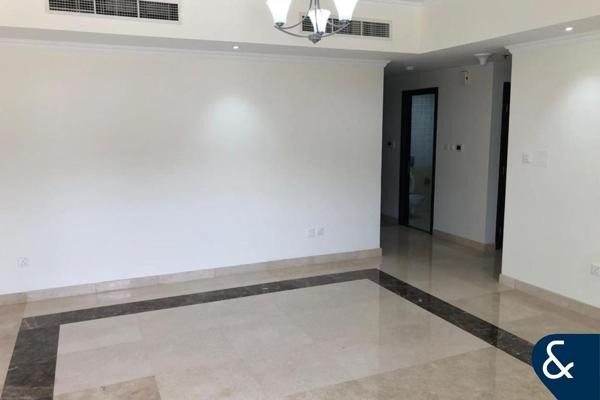 1 Bed Plus Study | Large Layout | Balcony