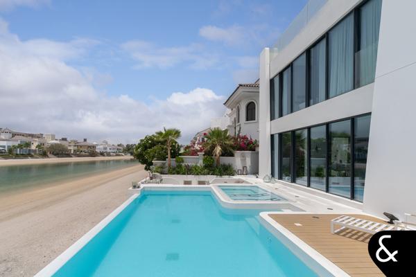 Upgraded 5 Bed | Extended Plot + BUA