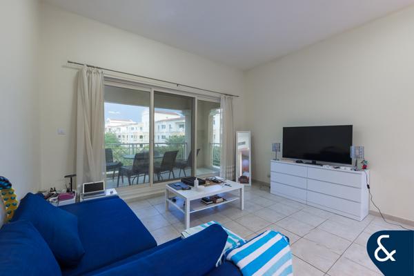 1 Bed | Middle Unit | Rented | Pool View