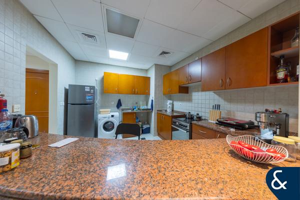 1 Bed | Middle Unit | Rented | Pool View