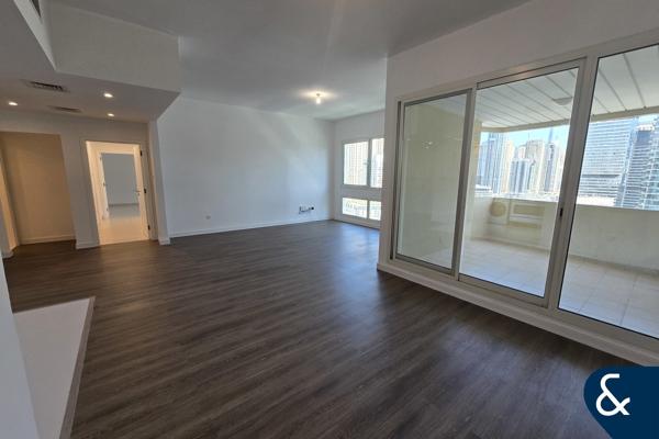2 Bed | Vacant | Upgraded | Full Marina Views