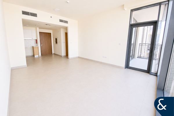 High Floor | Large Layout | Water Views