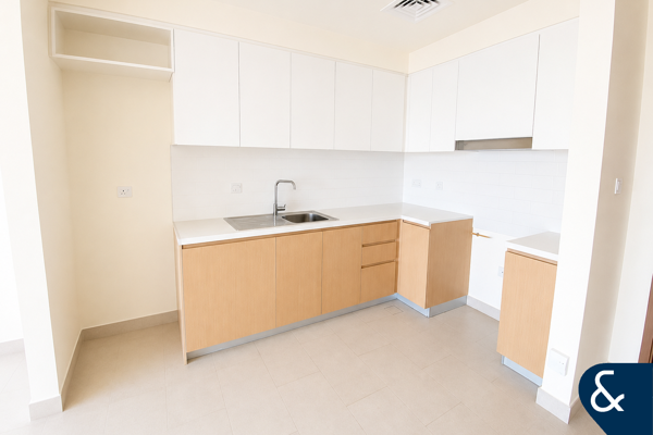 High Floor | Large Layout | Water Views
