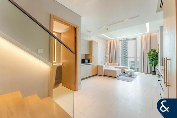 Burj Khalifa View | Furnished | Vacant