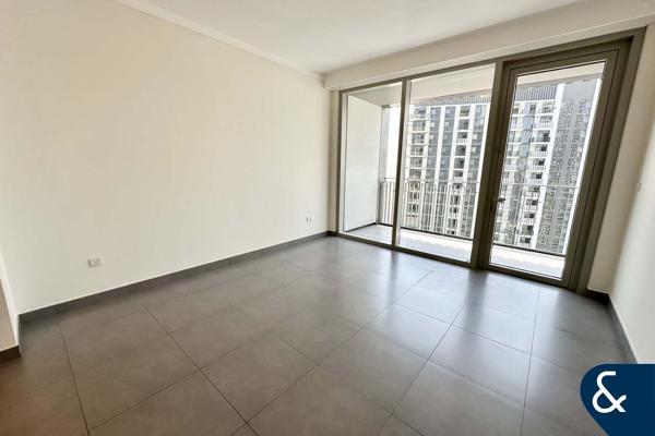 High Floor  |  Two bedrooms  |  Vacant