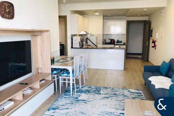 1 Bed | 12 Cheques | Balcony | Available