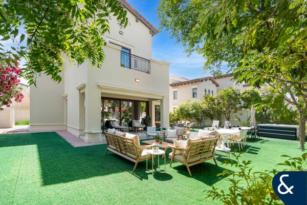 Fully Upgraded | Extended | Furnished