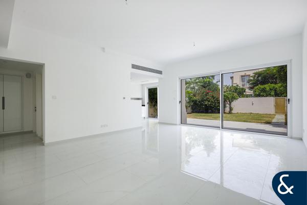 Vacant | 3M | Fully Renovated | Extended