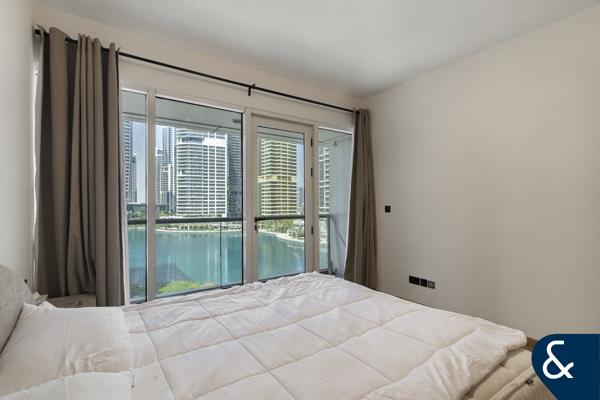Upgraded | Two Balconies | Lake Views