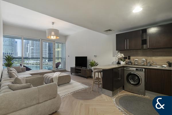 Upgraded | Two Balconies | Lake Views