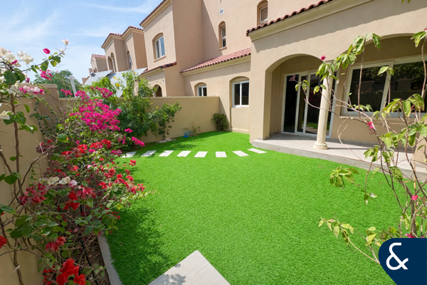 2 Bed | Landscaped Garden | Available Now