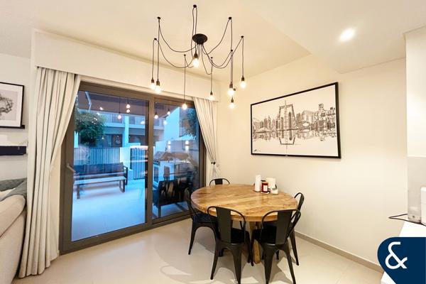 Exclusive | 3 Beds | Opposite Pool and Park