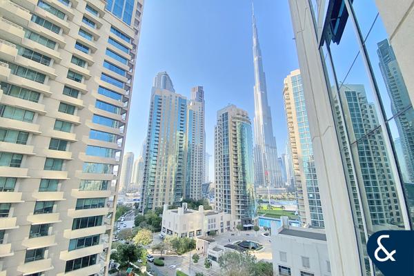 Burj Khalifa View | Spacious | 2 Balconies